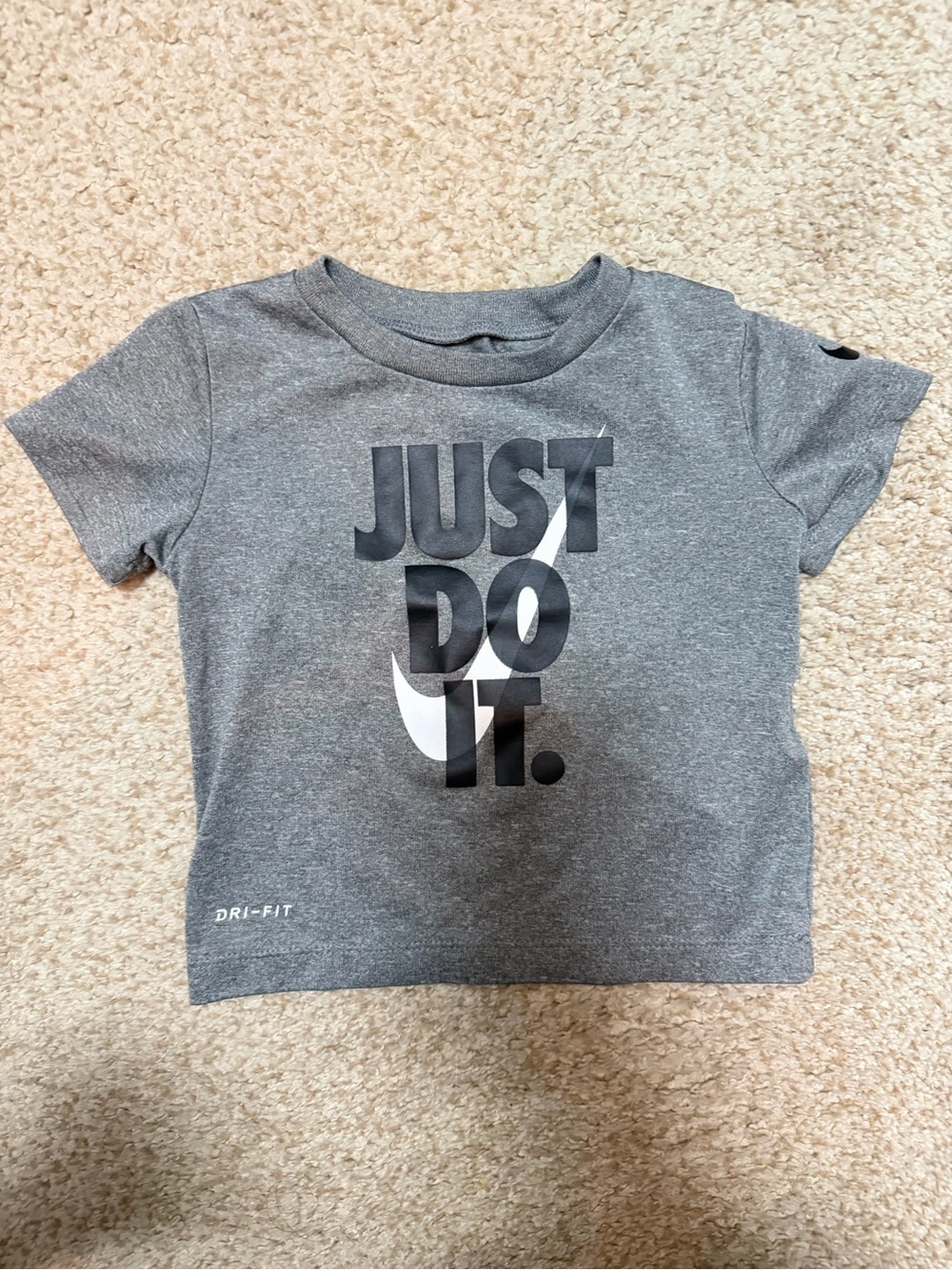 Nike Gray 'Just Do It.' Short-Sleeve Tee